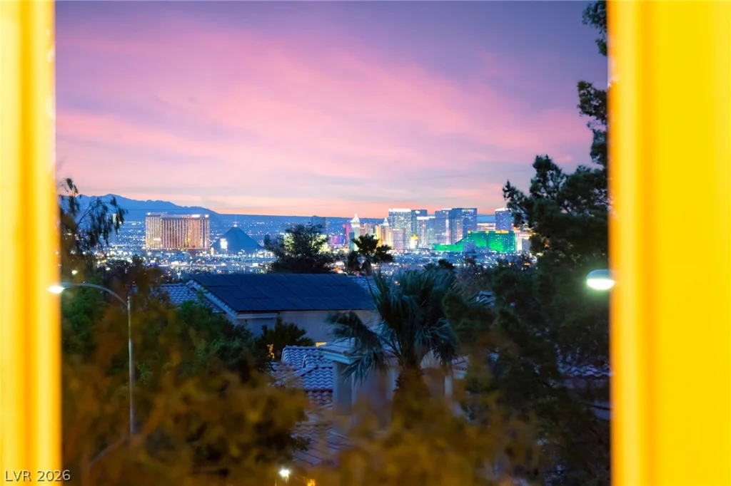 855 Binbrook, Henderson, NV 89052