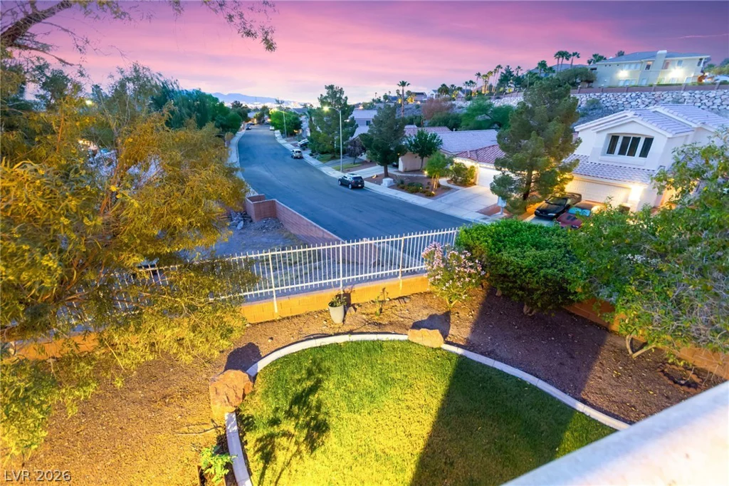 855 Binbrook, Henderson, NV 89052