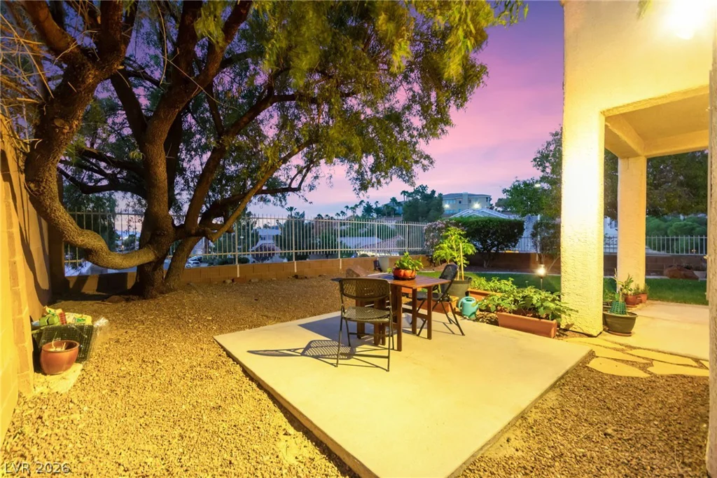 855 Binbrook, Henderson, NV 89052