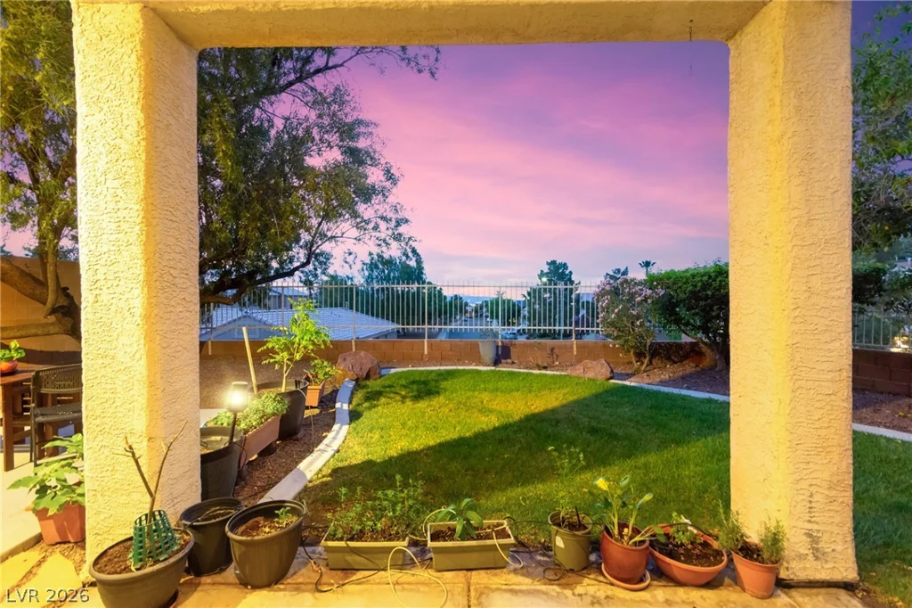 855 Binbrook, Henderson, NV 89052
