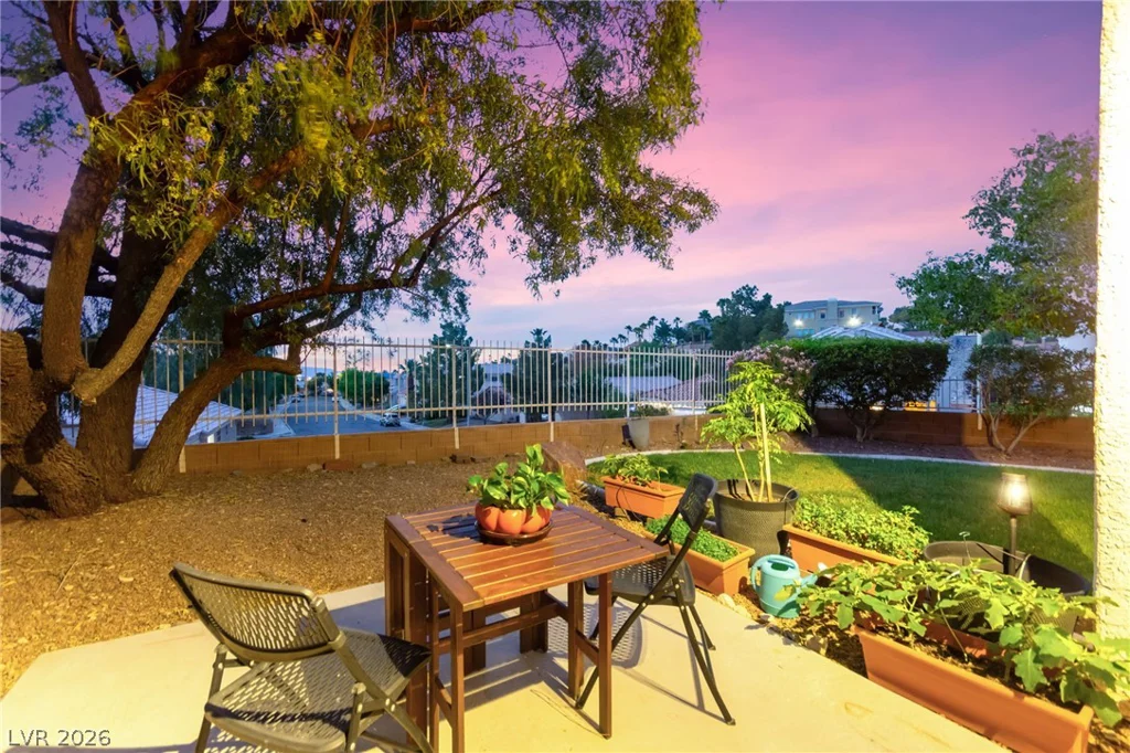 855 Binbrook, Henderson, NV 89052
