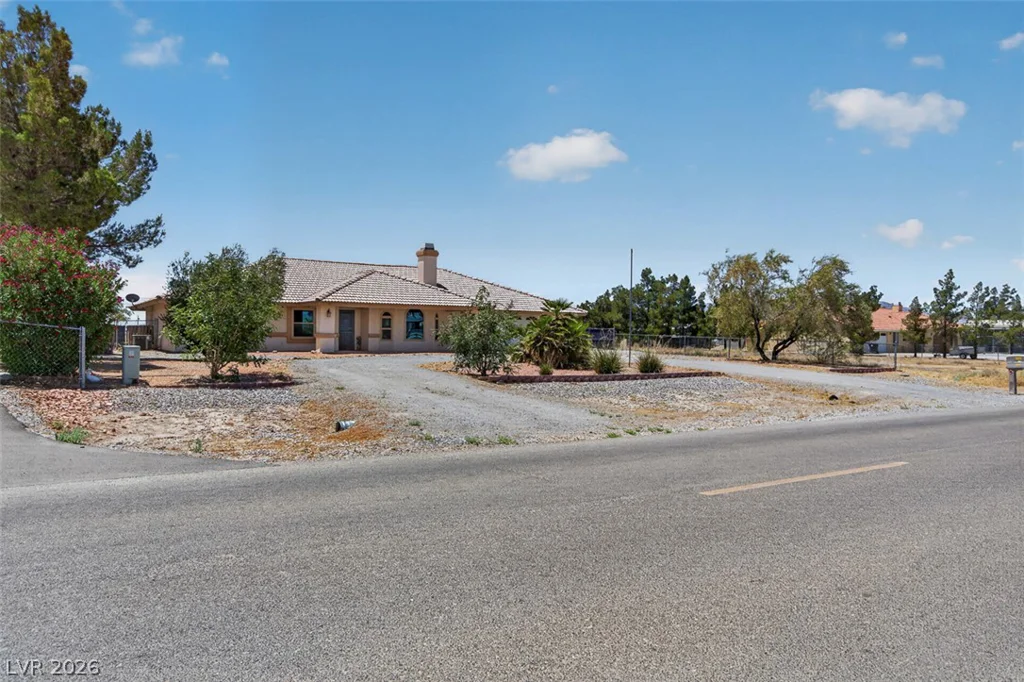 761 Jaybird, Pahrump, NV 89048