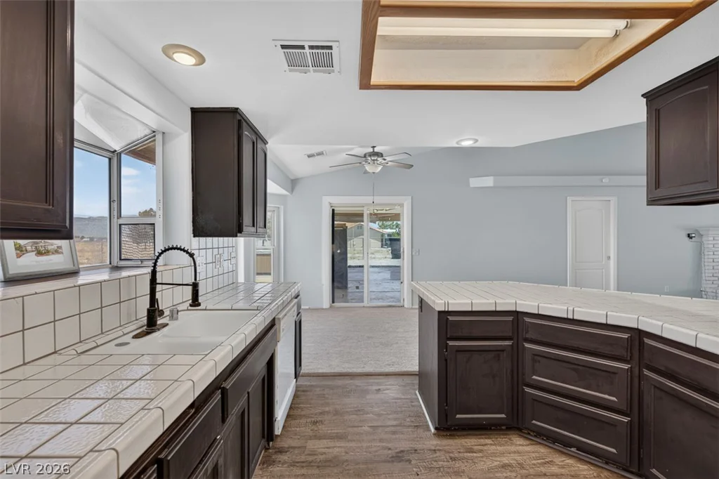 761 Jaybird, Pahrump, NV 89048