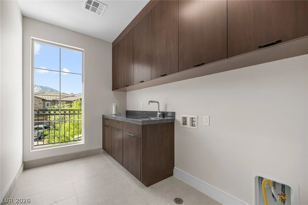 12021 Vento Forte, Las Vegas, NV 89138