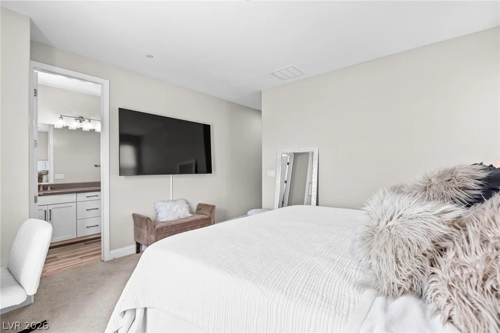 11656 Redwood Mountain, Las Vegas, NV 89138