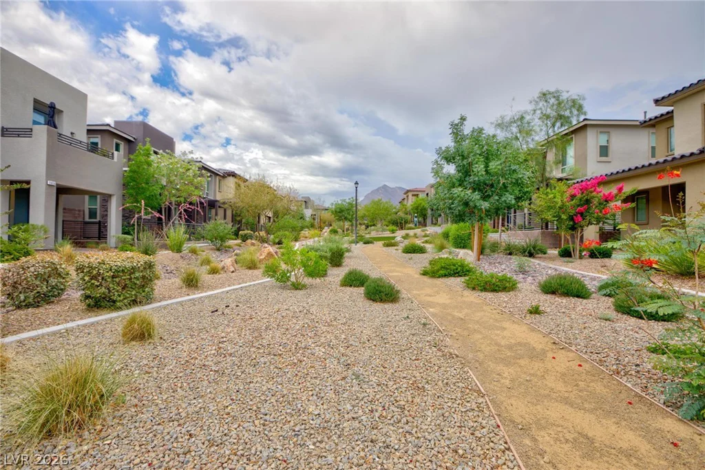 11656 Redwood Mountain, Las Vegas, NV 89138