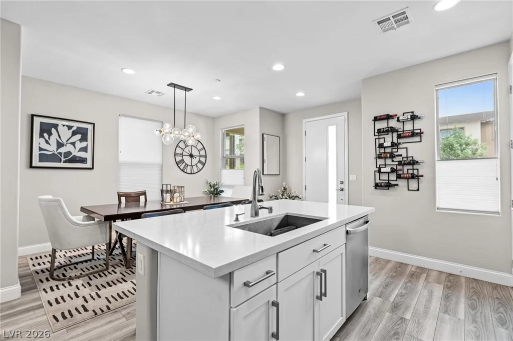 11656 Redwood Mountain, Las Vegas, NV 89138