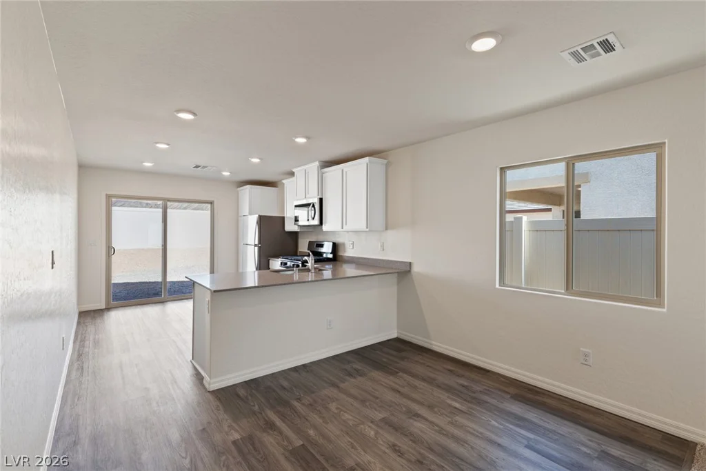 6742 Violet Cascade, Las Vegas, NV 89156
