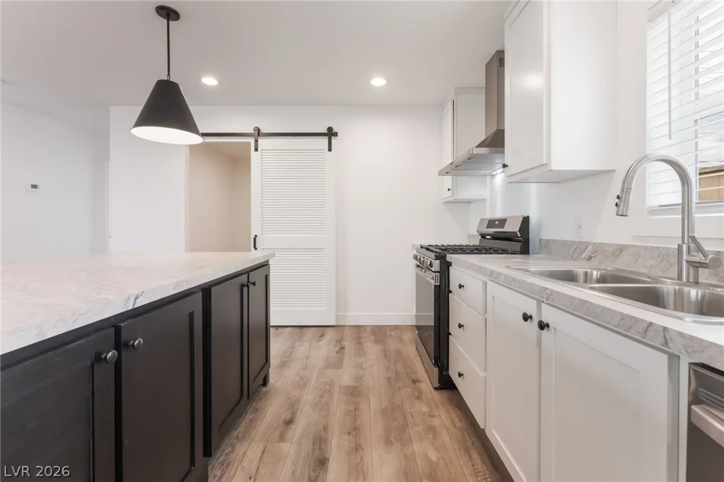 5868 Carey, Las Vegas, NV 89156