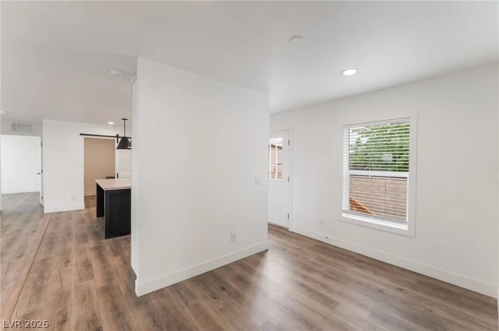 5868 Carey, Las Vegas, NV 89156