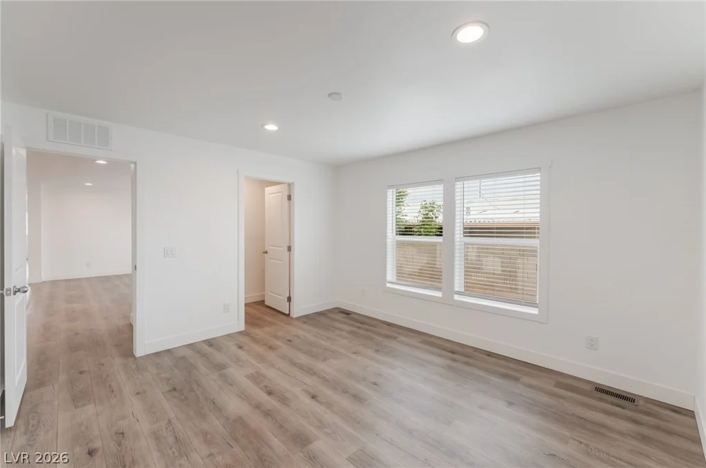 5868 Carey, Las Vegas, NV 89156