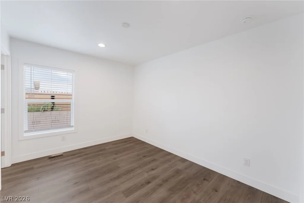 5868 Carey, Las Vegas, NV 89156