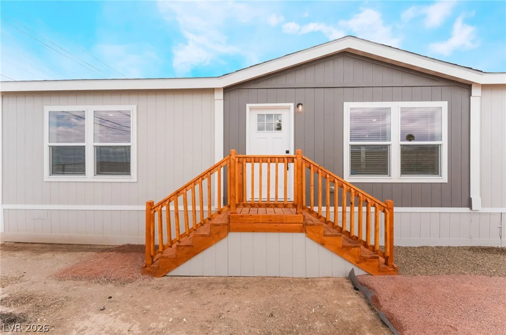 5868 Carey, Las Vegas, NV 89156