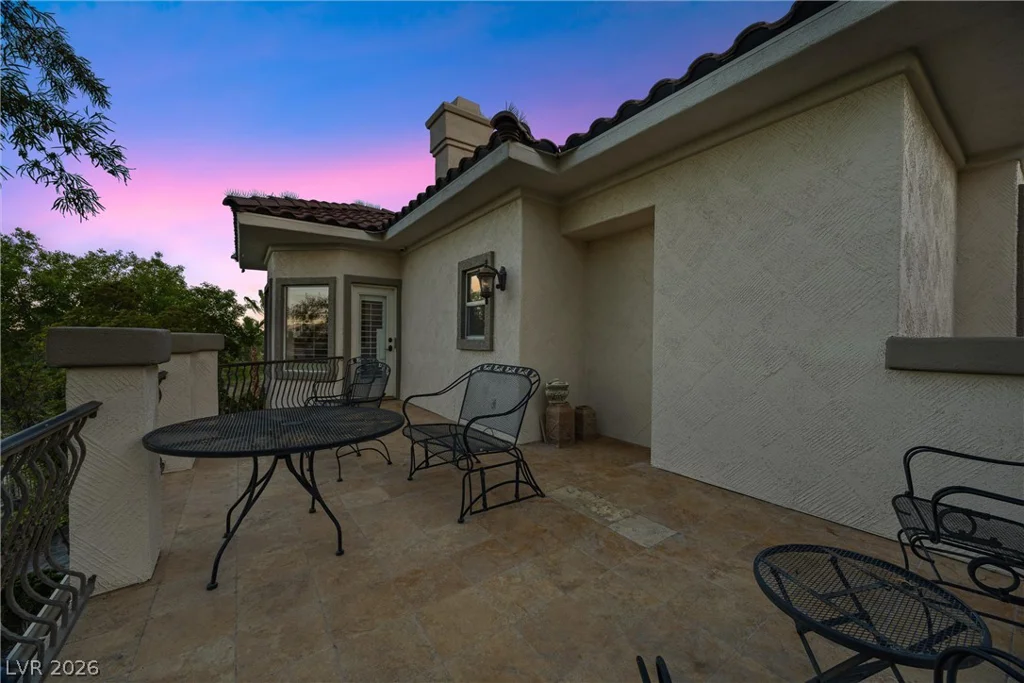 8904 Tavistock, Las Vegas, NV 89134