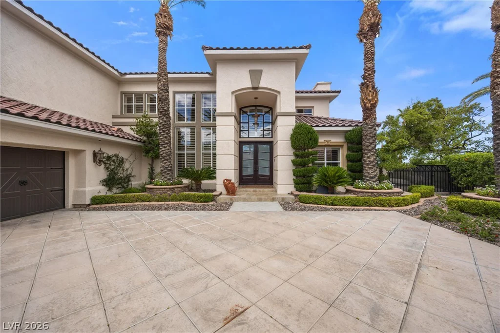 8904 Tavistock, Las Vegas, NV 89134