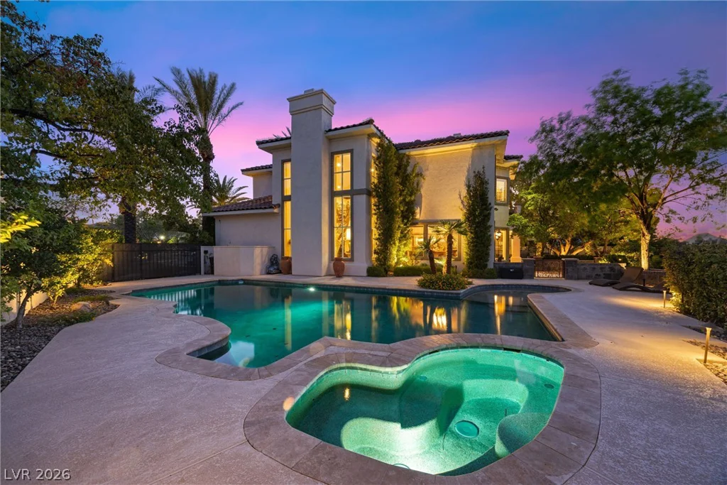 8904 Tavistock, Las Vegas, NV 89134