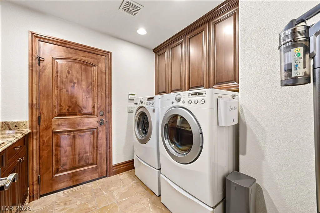 8904 Tavistock, Las Vegas, NV 89134