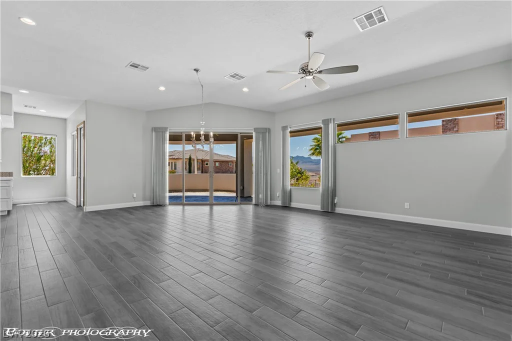 155 Seven Palms, Mesquite, NV 89027