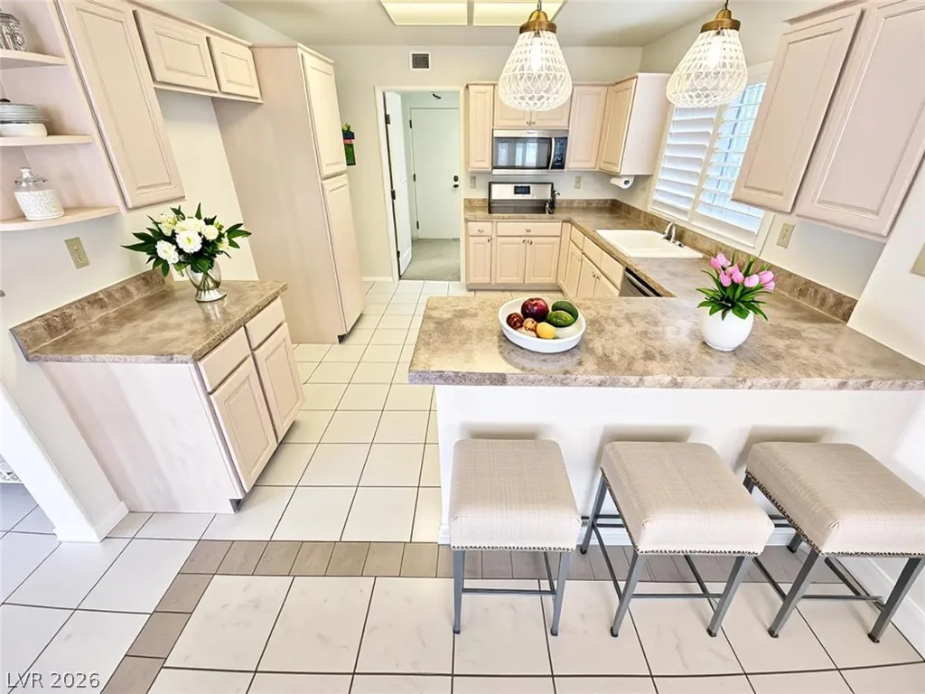 2937 Royal Coach, Las Vegas, NV 89134