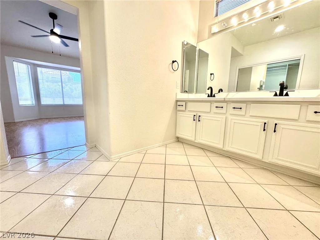 2937 Royal Coach, Las Vegas, NV 89134