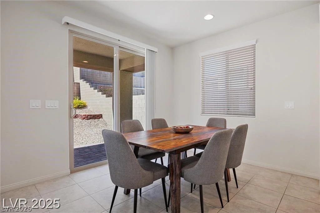 12521 Lylan Ridge, Las Vegas, NV 89138