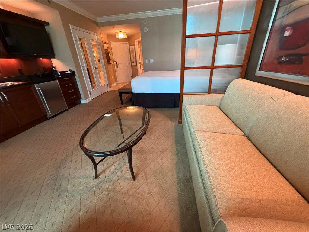 125 HARMON, Las Vegas, NV 89109