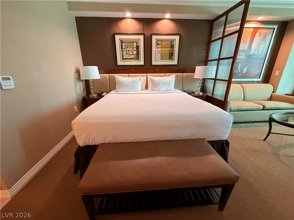 125 HARMON, Las Vegas, NV 89109