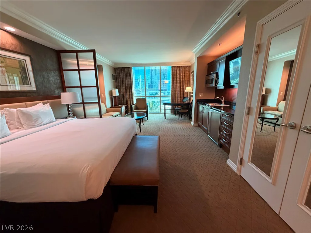 125 HARMON, Las Vegas, NV 89109