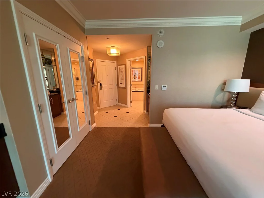 125 HARMON, Las Vegas, NV 89109