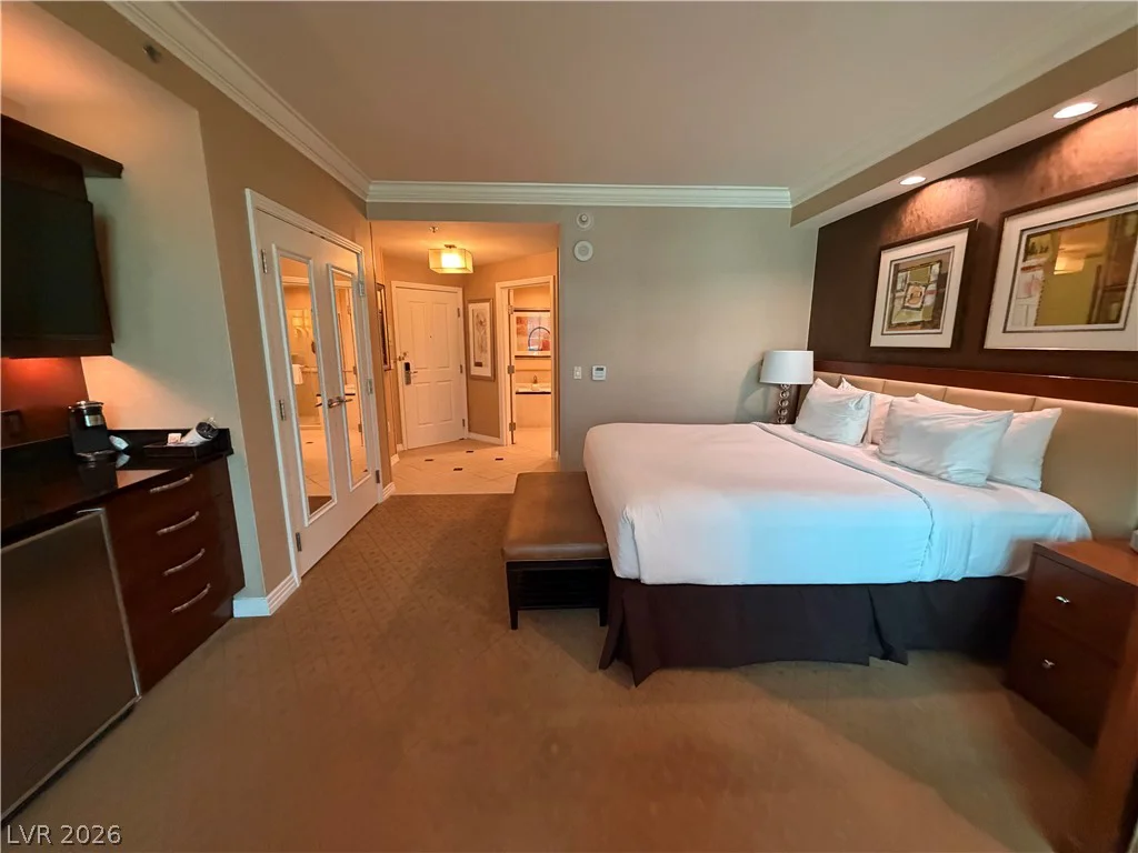 125 HARMON, Las Vegas, NV 89109