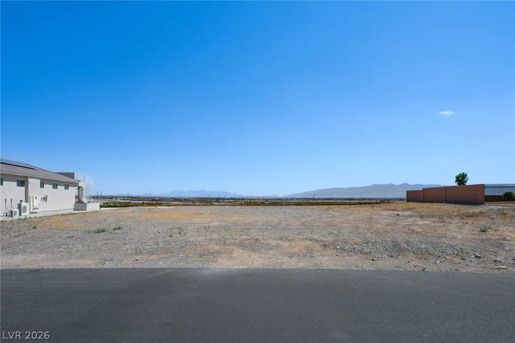 6079 Spring Mountain, Pahrump, NV 89048