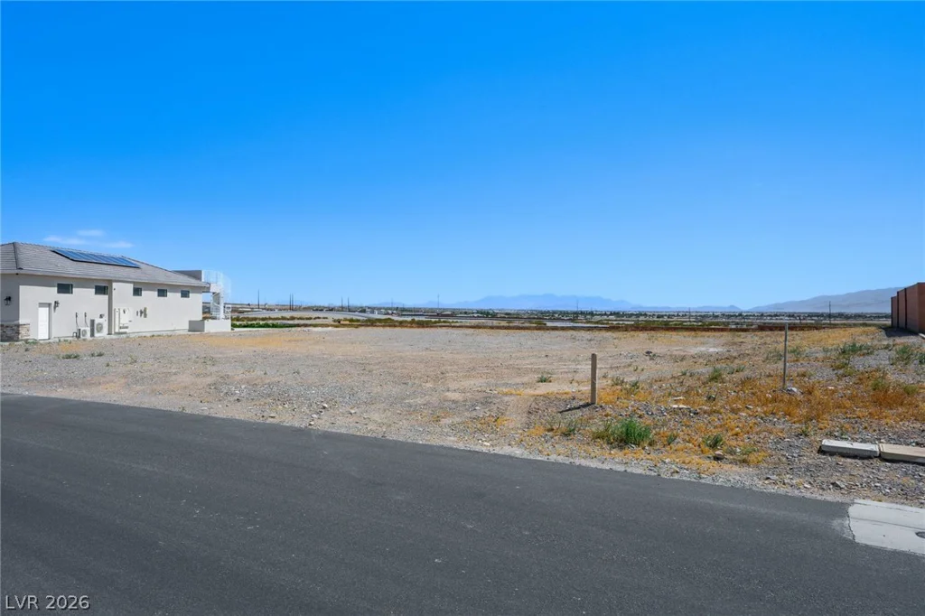 6079 Spring Mountain, Pahrump, NV 89048