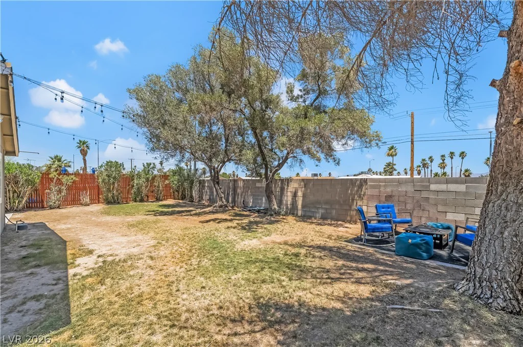 5574 Berchmans, Las Vegas, NV 89122