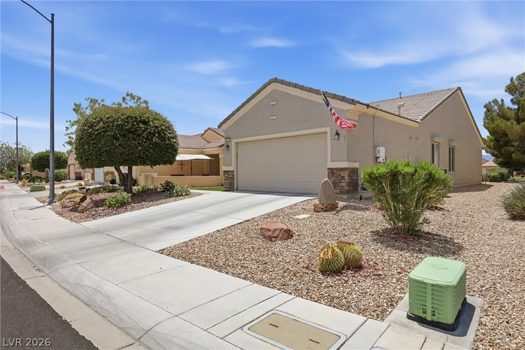7421 Petrel, North Las Vegas, NV 89084