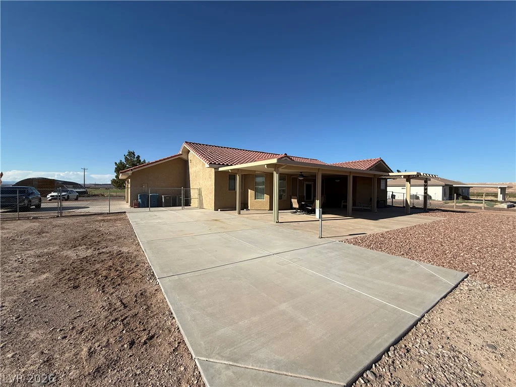 1055 McKnight, Moapa, NV 89025