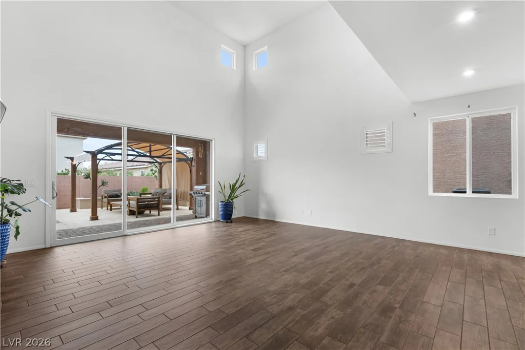 4921 Silent Birch, Las Vegas, NV 89131