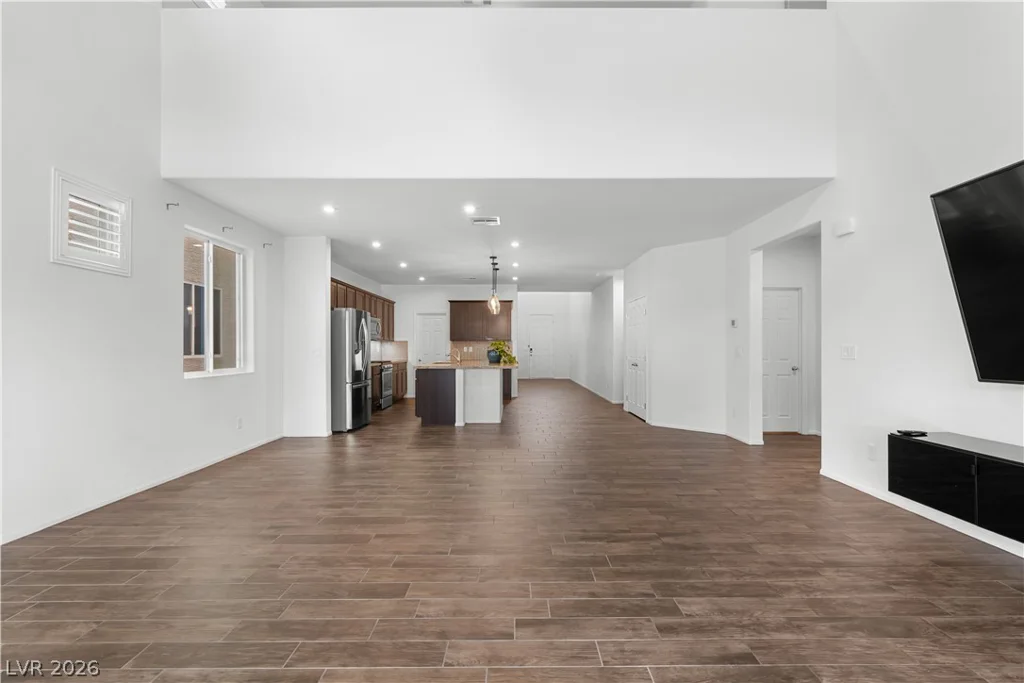 4921 Silent Birch, Las Vegas, NV 89131