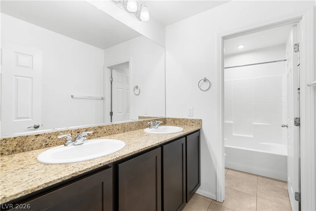 4921 Silent Birch, Las Vegas, NV 89131