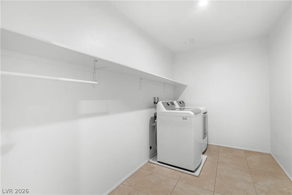 4921 Silent Birch, Las Vegas, NV 89131