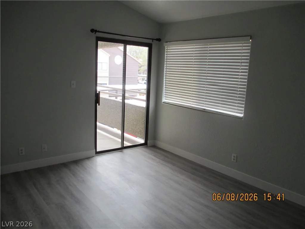 5028 Rainbow, Las Vegas, NV 89118