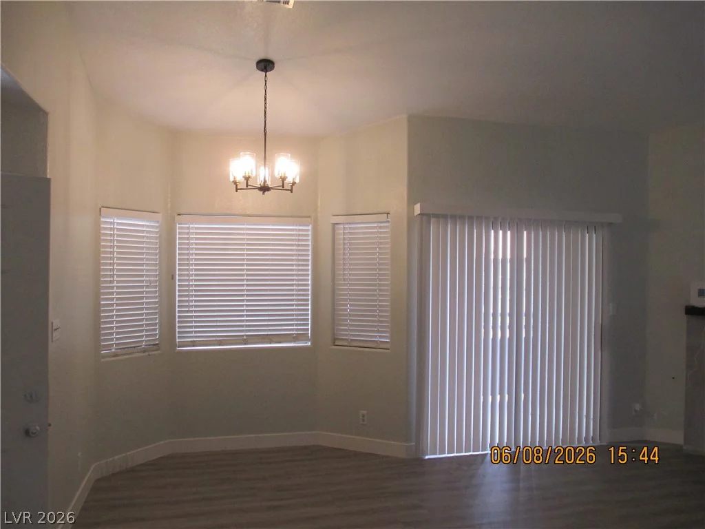 5028 Rainbow, Las Vegas, NV 89118
