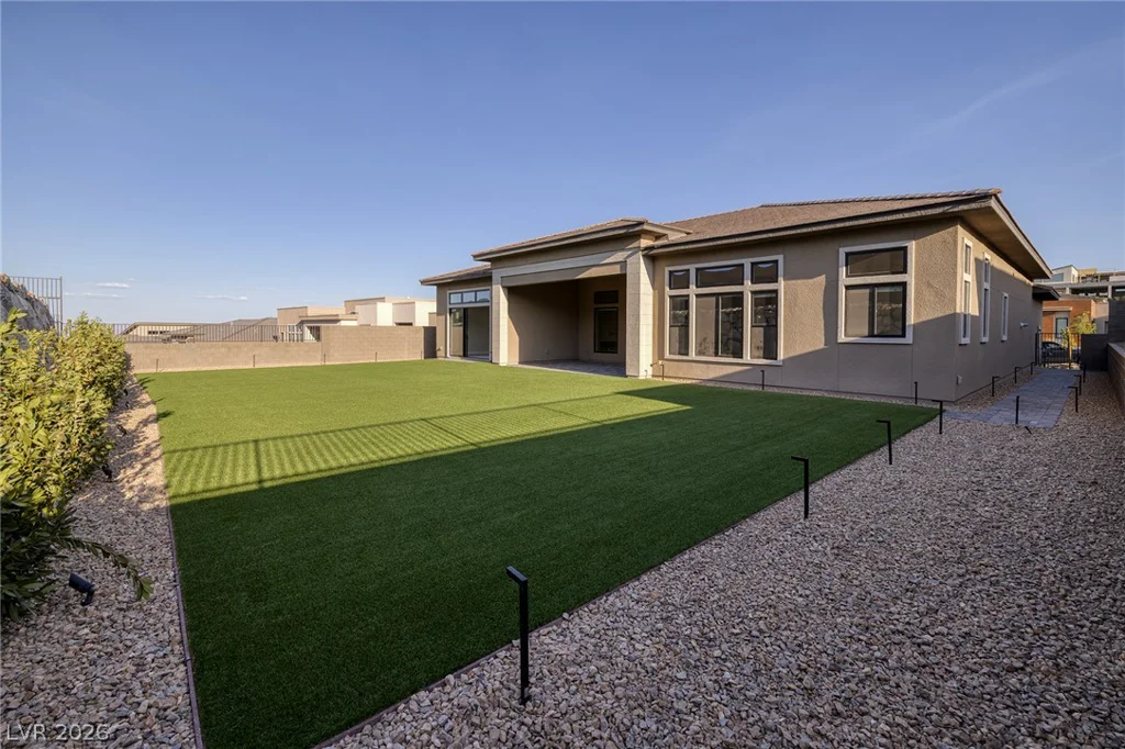 11000 Horizon Ledge, Las Vegas, NV 89135