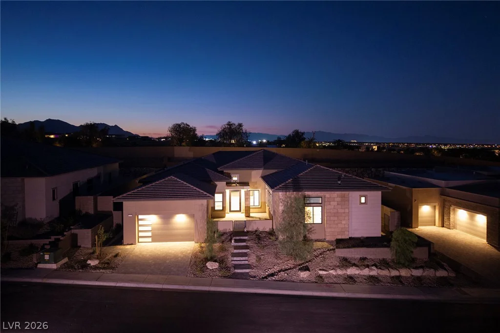 11000 Horizon Ledge, Las Vegas, NV 89135