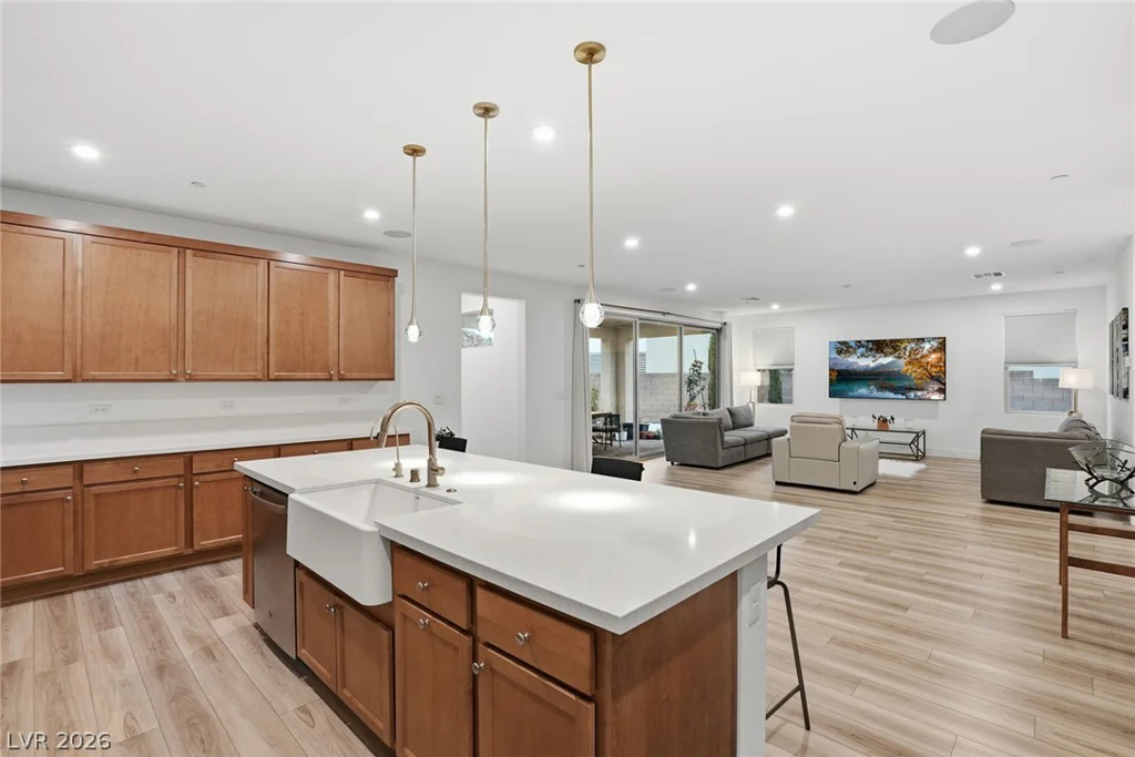 1917 Regal Bluff, Henderson, NV 89052