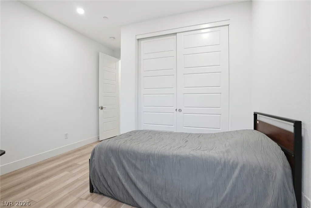 1917 Regal Bluff, Henderson, NV 89052