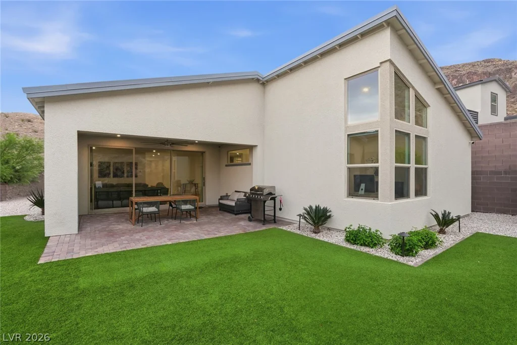 1917 Regal Bluff, Henderson, NV 89052