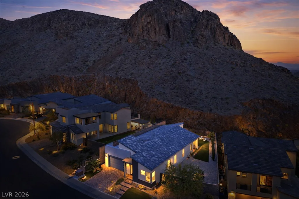 1917 Regal Bluff, Henderson, NV 89052