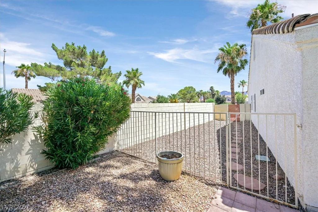 1690 Sweet View, Henderson, NV 89014