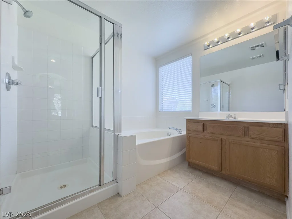 9456 Grandview Spring, Las Vegas, NV 89166