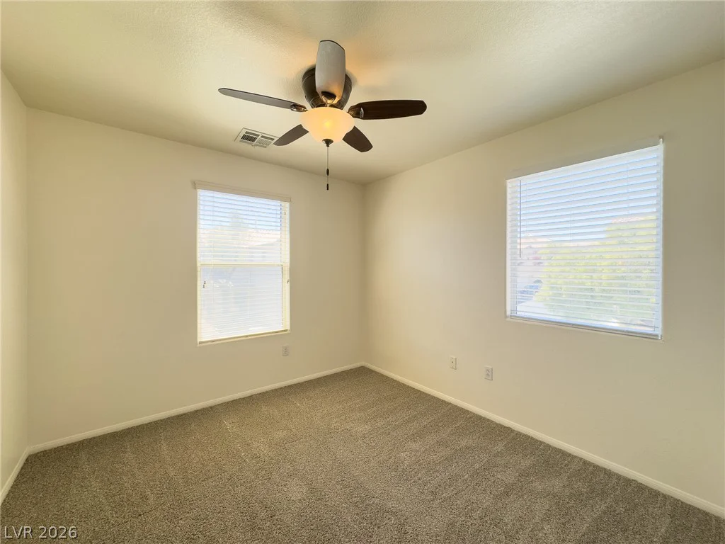 9456 Grandview Spring, Las Vegas, NV 89166